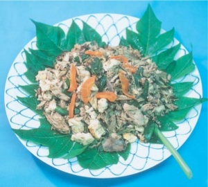 ニンニク葉と島豆腐の炒め物