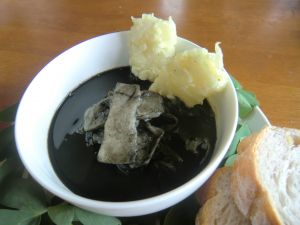 セーイカブラック＆ホワイトスープ