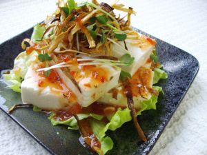 パリパリごぼうの豆腐サラダ
